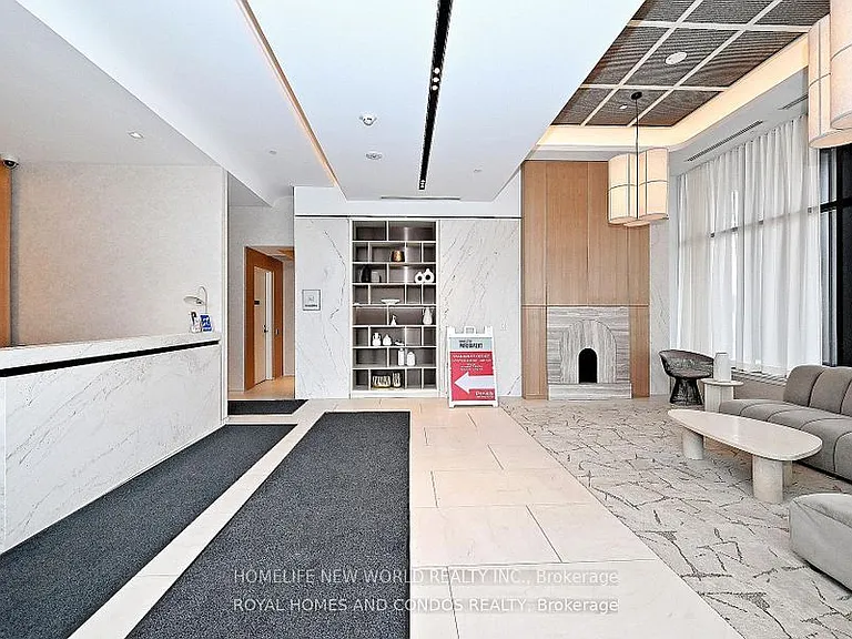 10 Oak St #1609 — Photo 2