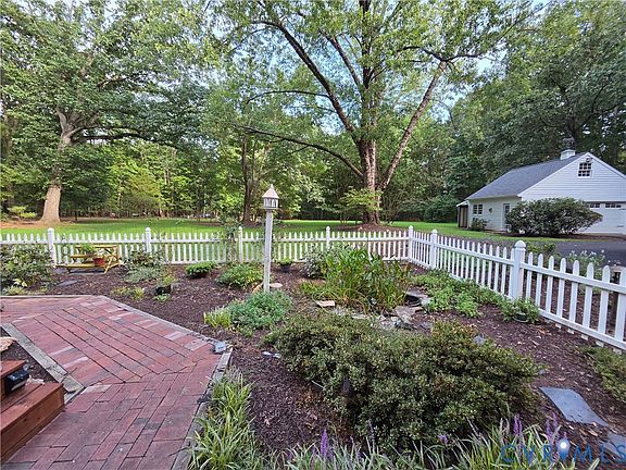 5th image of 2208 Mill Rd