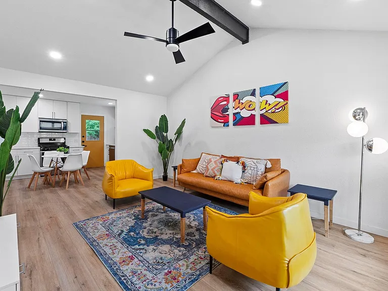 10601 Macmora Rd #B — Photo 3