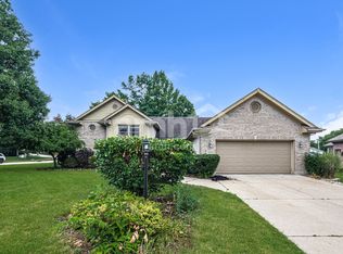 1430 Belvo Estates Dr, Miamisburg, OH 45342