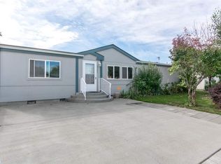 4725 W Grand Ronde Ave, Kennewick, WA 99336