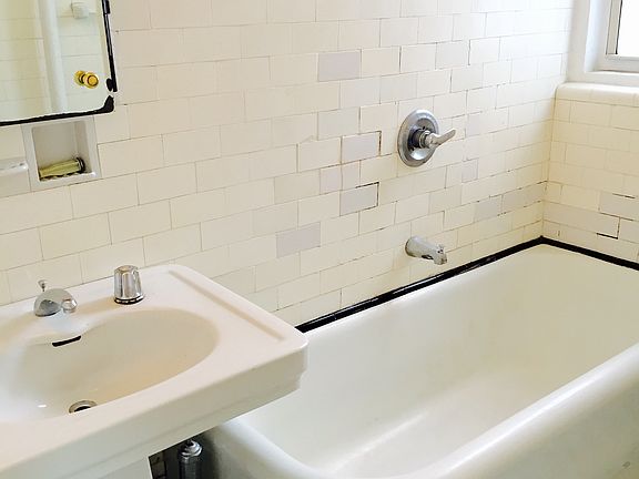 4th image of 12032 83rd Ave APT 2D
