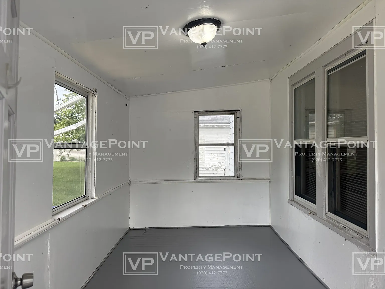 1183 Harvey Street - 2 — Photo 2