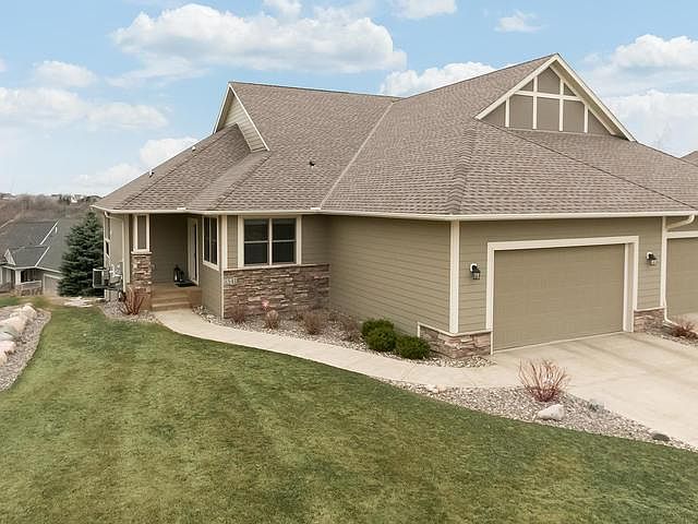 1st image of 5541 Fernbrook Ln N