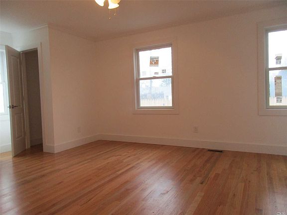 4th image of 65 Peters Ln