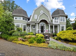 6 Hull Ave, Annapolis, MD 21403