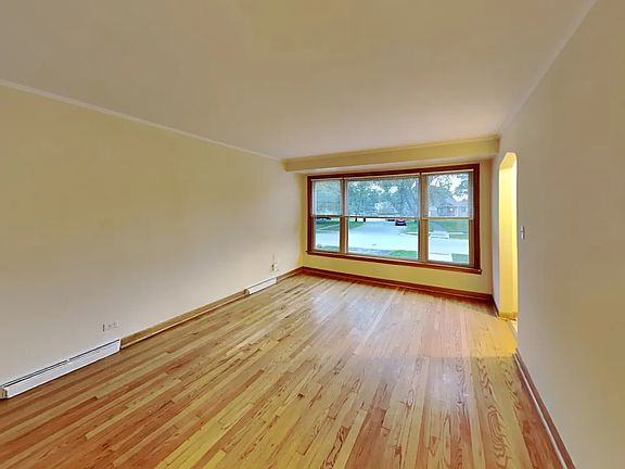 2nd image of 1109 S 32nd St
