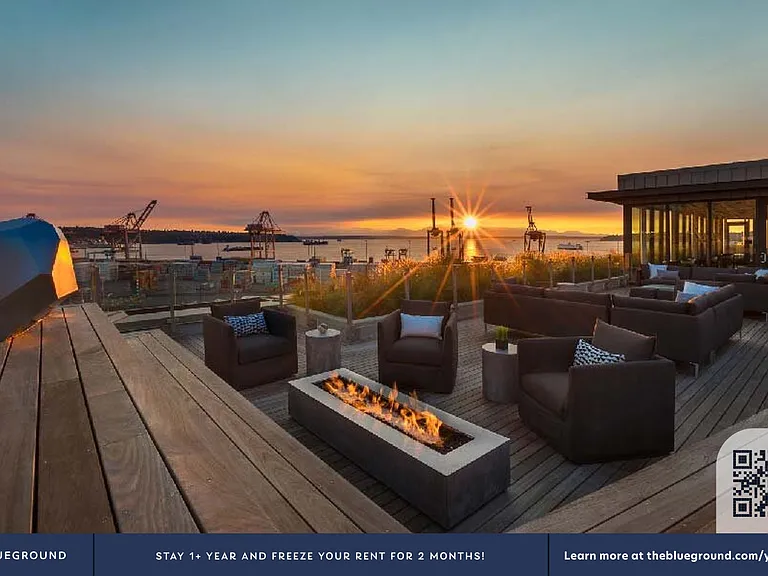 Building's Firepit