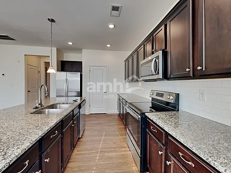 3337 Okelly Dr — Photo 7