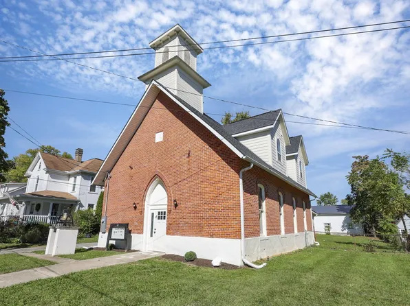 260 W 4th St, Marysville, OH 43040