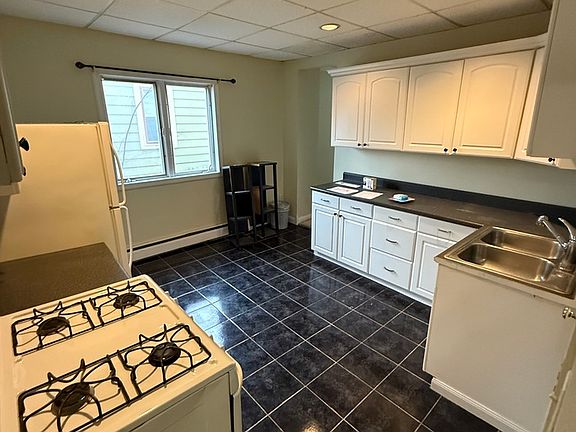 5th image of 515 S Westnedge Ave APT 3