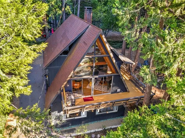 641 Buckingham Sq, Skyforest, CA 92385