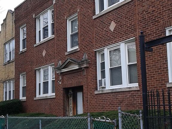 4th image of 2539 N Tripp Ave #2