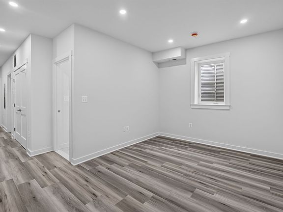 4th image of 1005 Rhode Island Ave NE #1