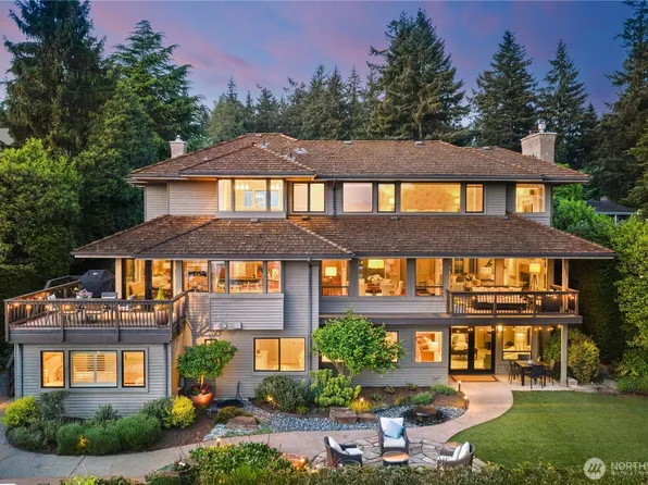 8297 SE 82nd Street, Mercer Island, WA 98040