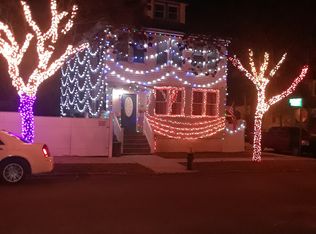 21 Roff St, Staten Island, NY 10304