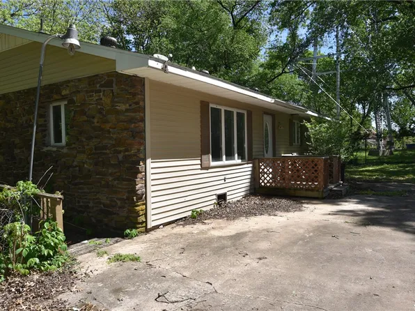 142 Patton St, Pea Ridge, AR 72751