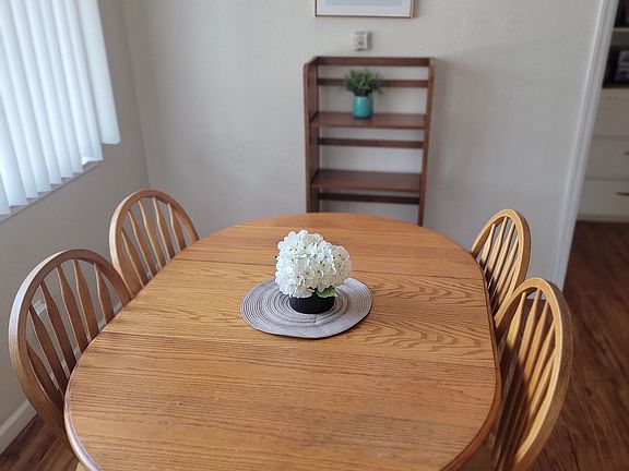 5th image of 1047 Coldwell Ave #3