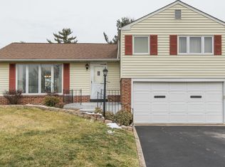 609 Kneedler Rd, North Wales, PA 19454