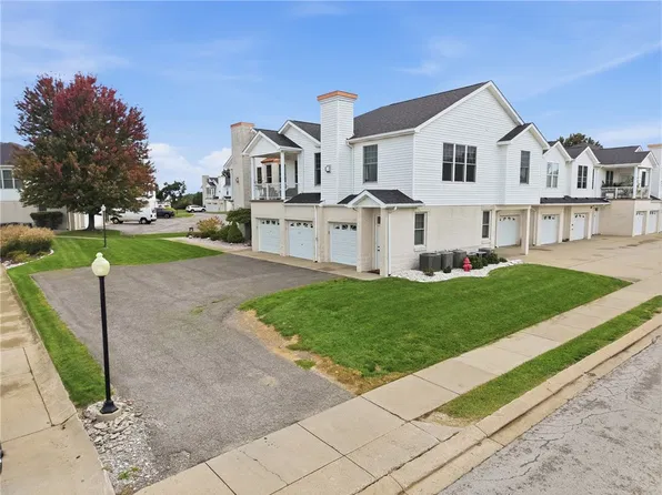 228 Adams Pointe Blvd Unit 6, Mars, PA 16046
