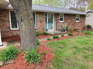 1500 Cormier Rd, Green Bay, WI 54313