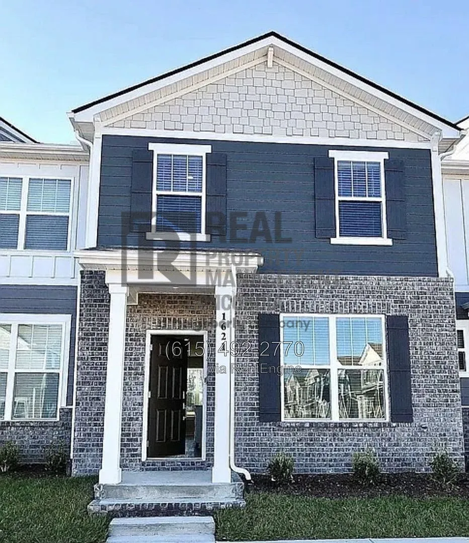 3 bed, 2.5 bath, 1403 sqft, $2,000 — Photo 1