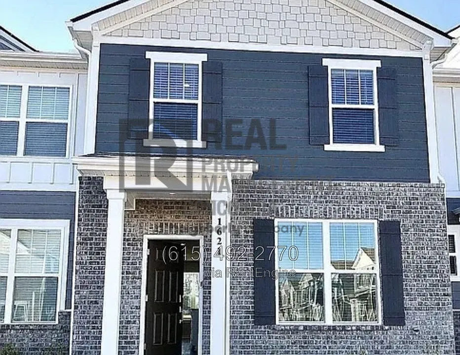 1621 Tolkien Ln