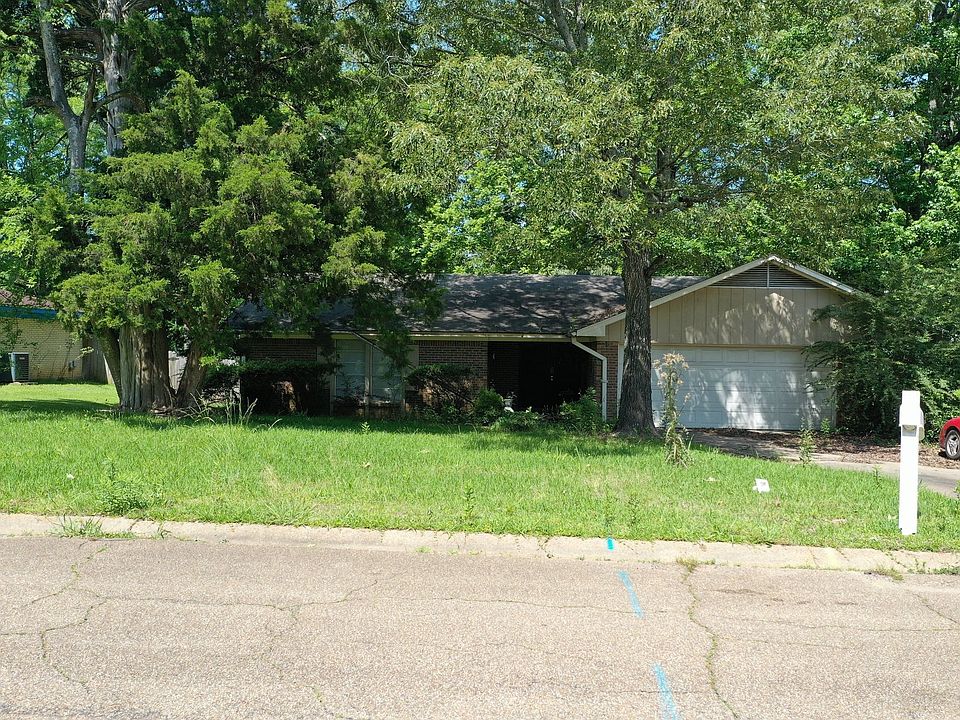 1st image of 359 Sharon Hills Dr