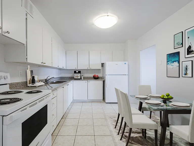 2550 Kingston Rd — Photo 14