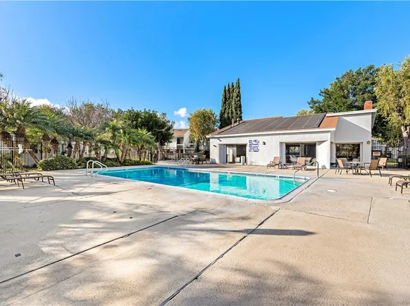 602 Lassen Ln #198, Costa Mesa, CA 92626