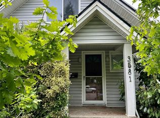 3581 E F St, Tacoma, WA