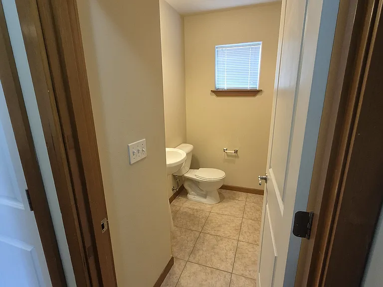 Aspen Meadows — Photo 19