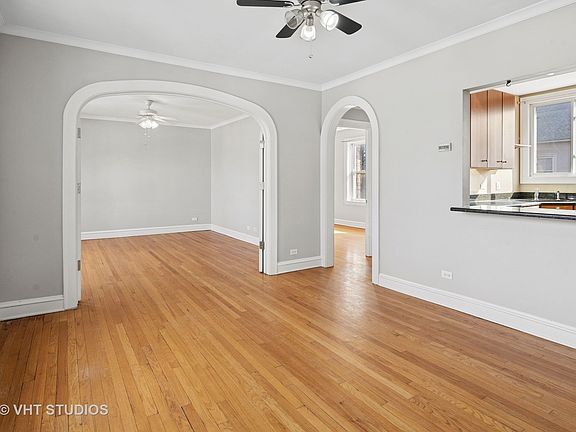 5th image of 4681 N Lowell Ave APT 2