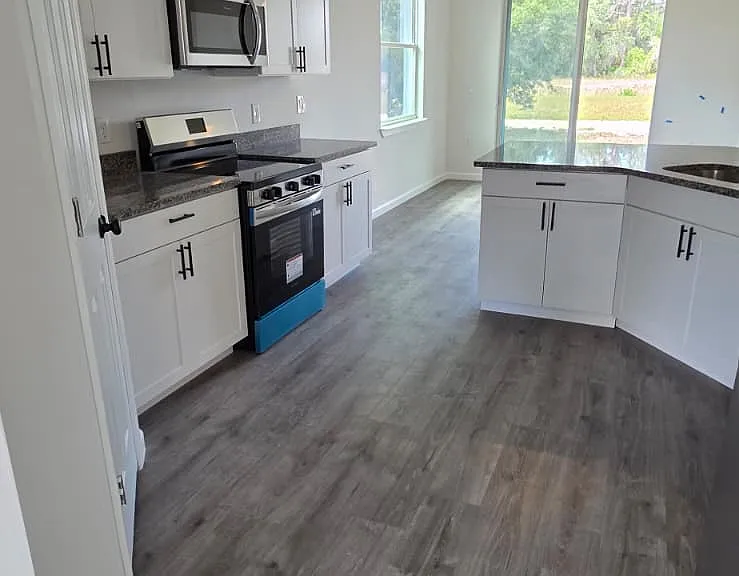 341 Amberjack Ln — Photo 8