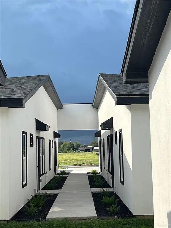 2 bed, 2.0 bath, 860 sqft, $1,150 — Photo 3