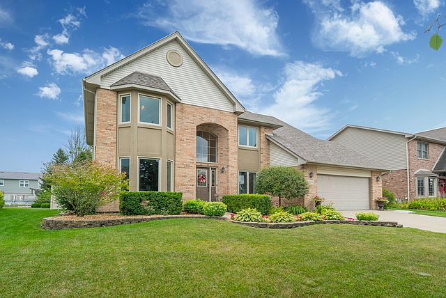 1st image of 1884 Cornell Dr