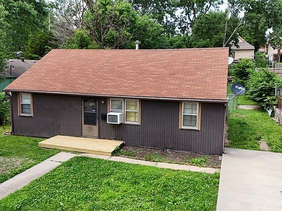5th image of 1262 Lowell Ave