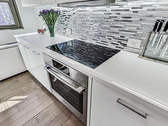 5th image of 535 N Michigan Ave APT 1809