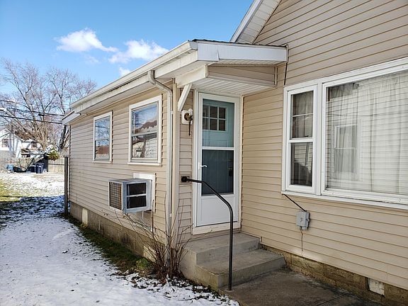 4th image of 816 Washington Ave