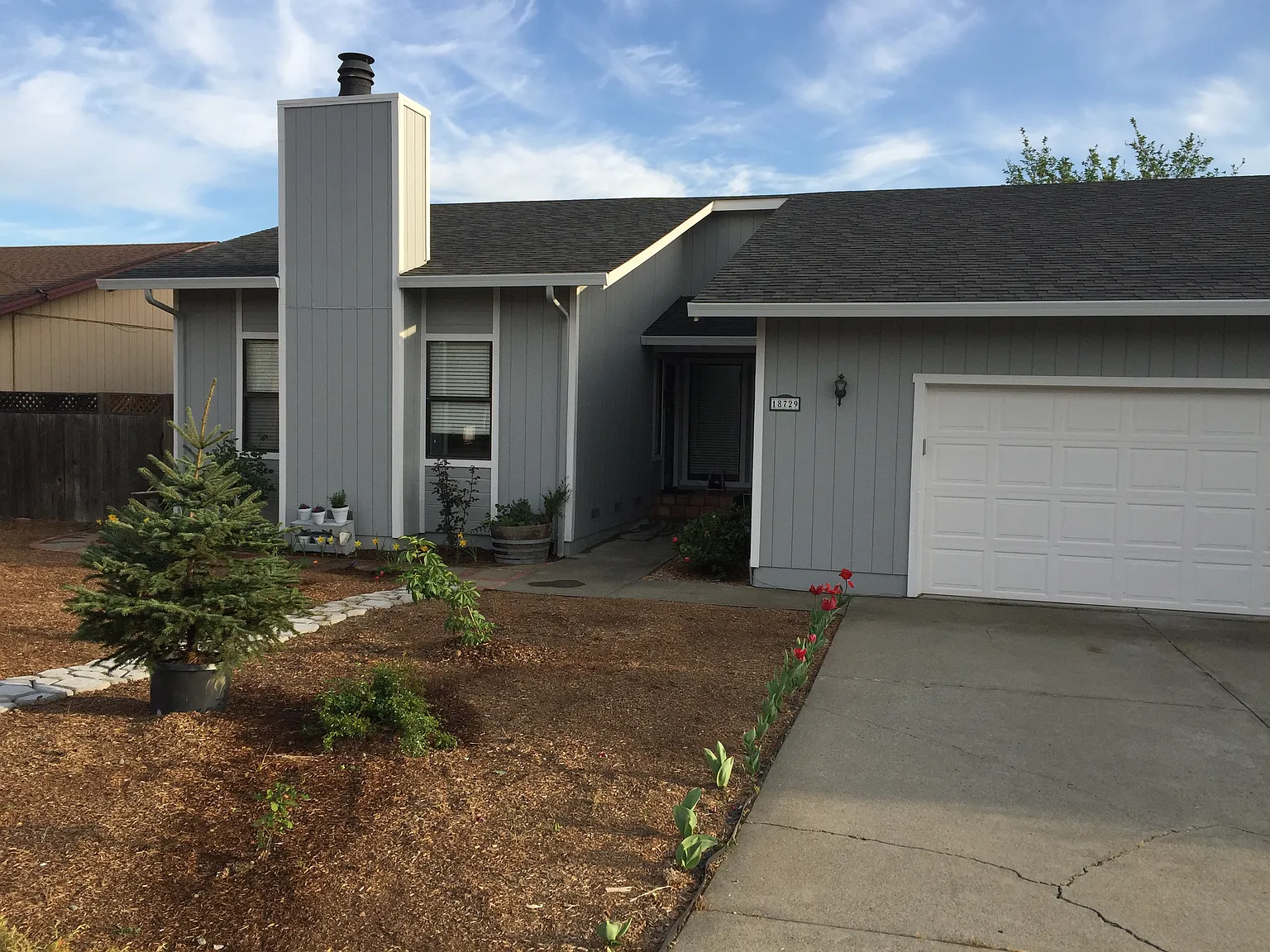 18729 Spyglass Rd photo 1