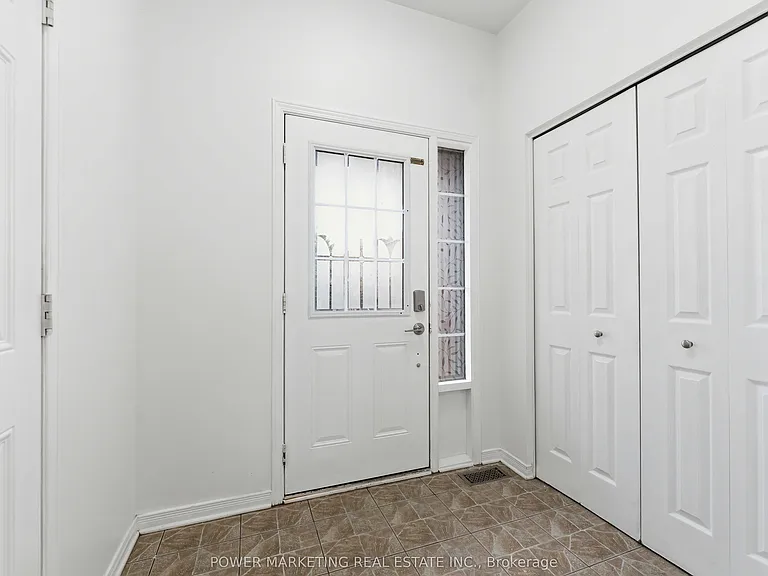 116 Esterbrook Dr — Photo 3