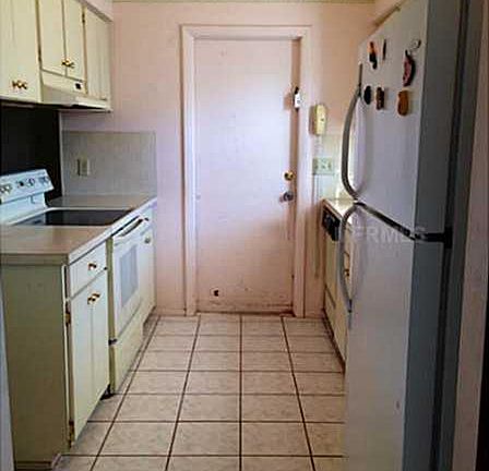 5th image of 738 Park Manor Dr