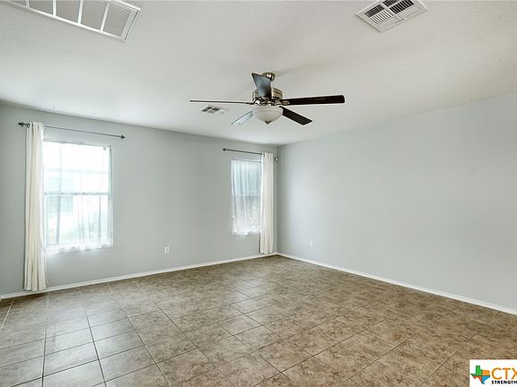3rd image of 124 Luna Vista Dr