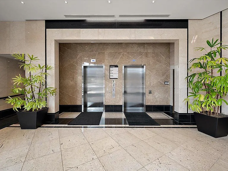 34901 Woodward Ave #5 — Photo 5