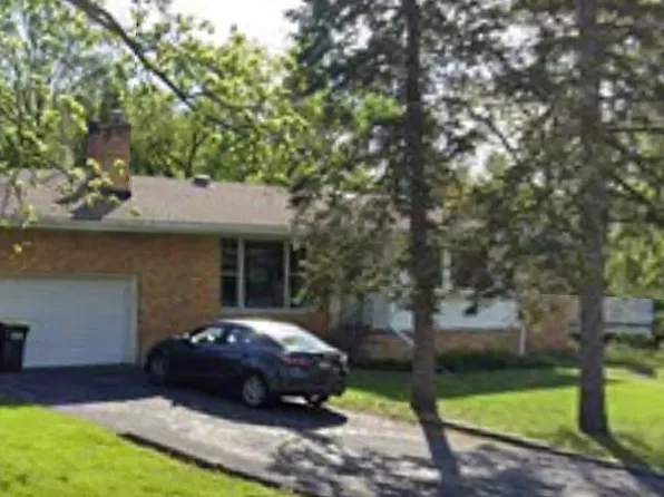 1273 Roberta Ct, Glendale Heights, IL 60139