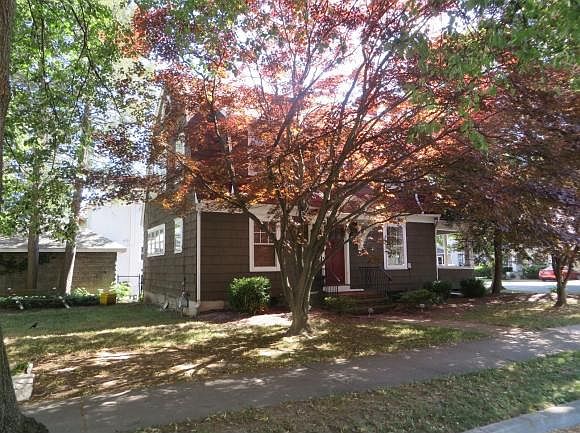 2nd image of 73 Lathrop Ave