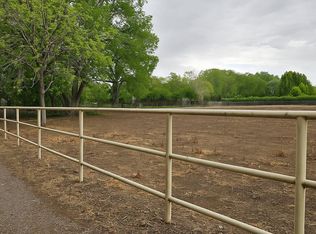 7409 Rio Grande Blvd NW, Los Ranchos De Albuquerque, NM 87107