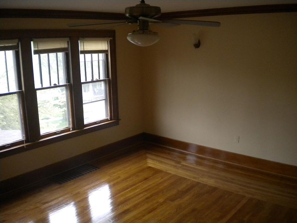 1st image of 1101 4th St NW #2