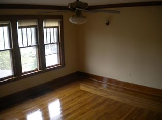 1101 4th St NW #2, Grand Rapids, MI 49504
