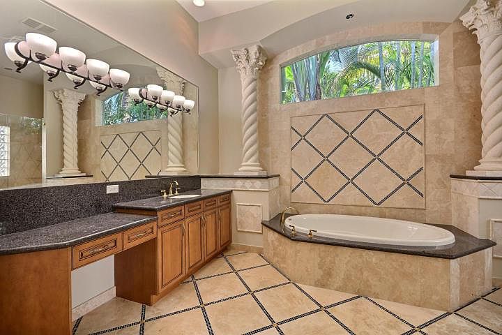 2nd image of 16336 Mira Vista Ln #0